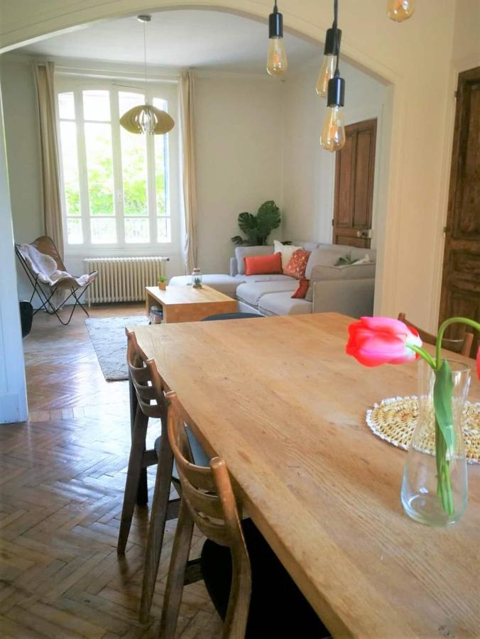 Charmante Maison Bourguignonne Avec Grand Jardin Et Parking Монбар Екстериор снимка